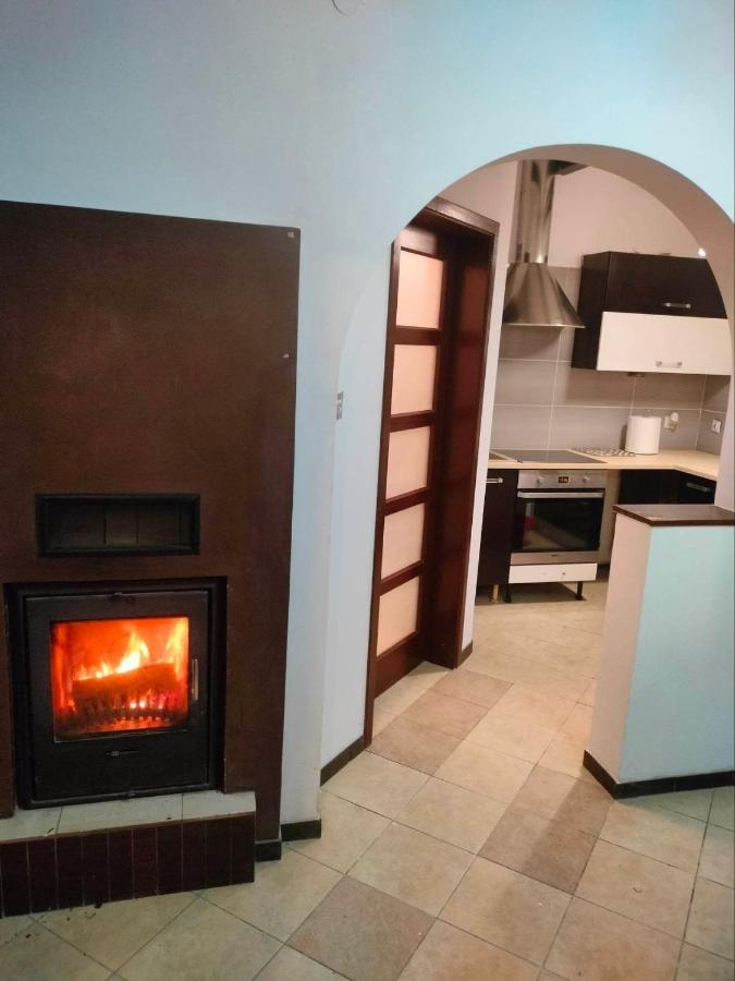 Urocze Studia W Lomiankach, 1- Z Sauna I Tarasem, 2- Z Kominkiem, 3- Ekonomiczne, 7Km Metro Mlociny Warszawa Łomianki Esterno foto